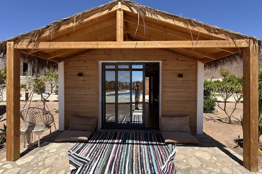 ananda-pool-view-03